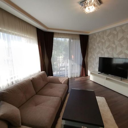 City Center Lux Apartment Varna Buitenkant foto
