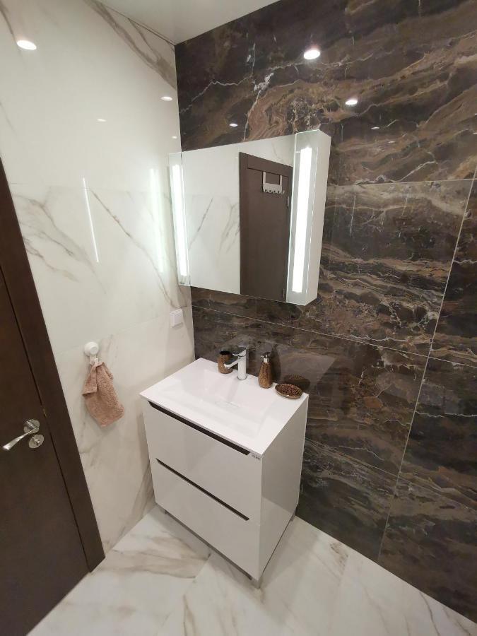 City Center Lux Apartment Varna Buitenkant foto