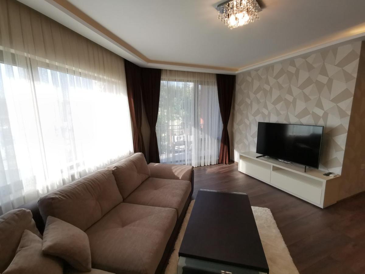 City Center Lux Apartment Varna Buitenkant foto