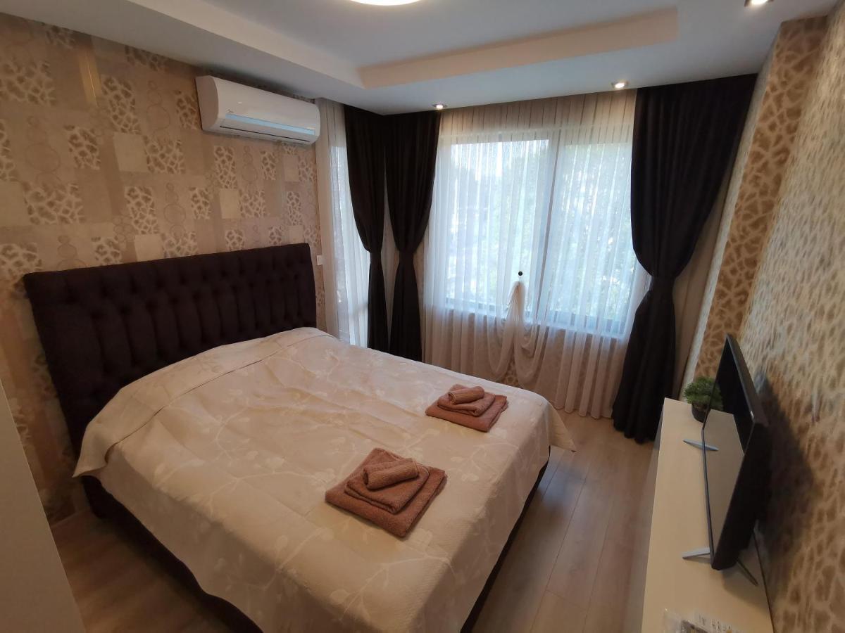 City Center Lux Apartment Varna Buitenkant foto