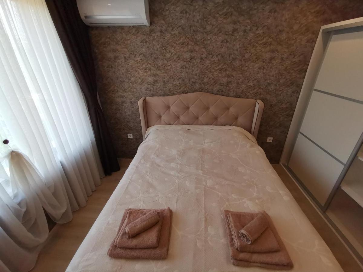 City Center Lux Apartment Varna Buitenkant foto